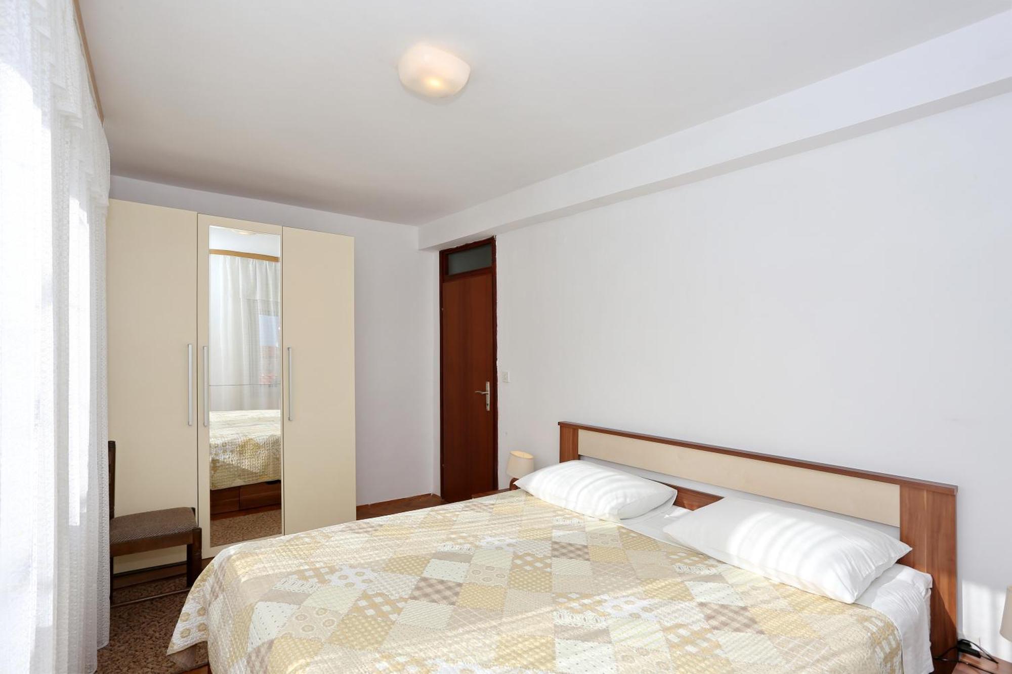 Apartments Olga Božava Екстериор снимка