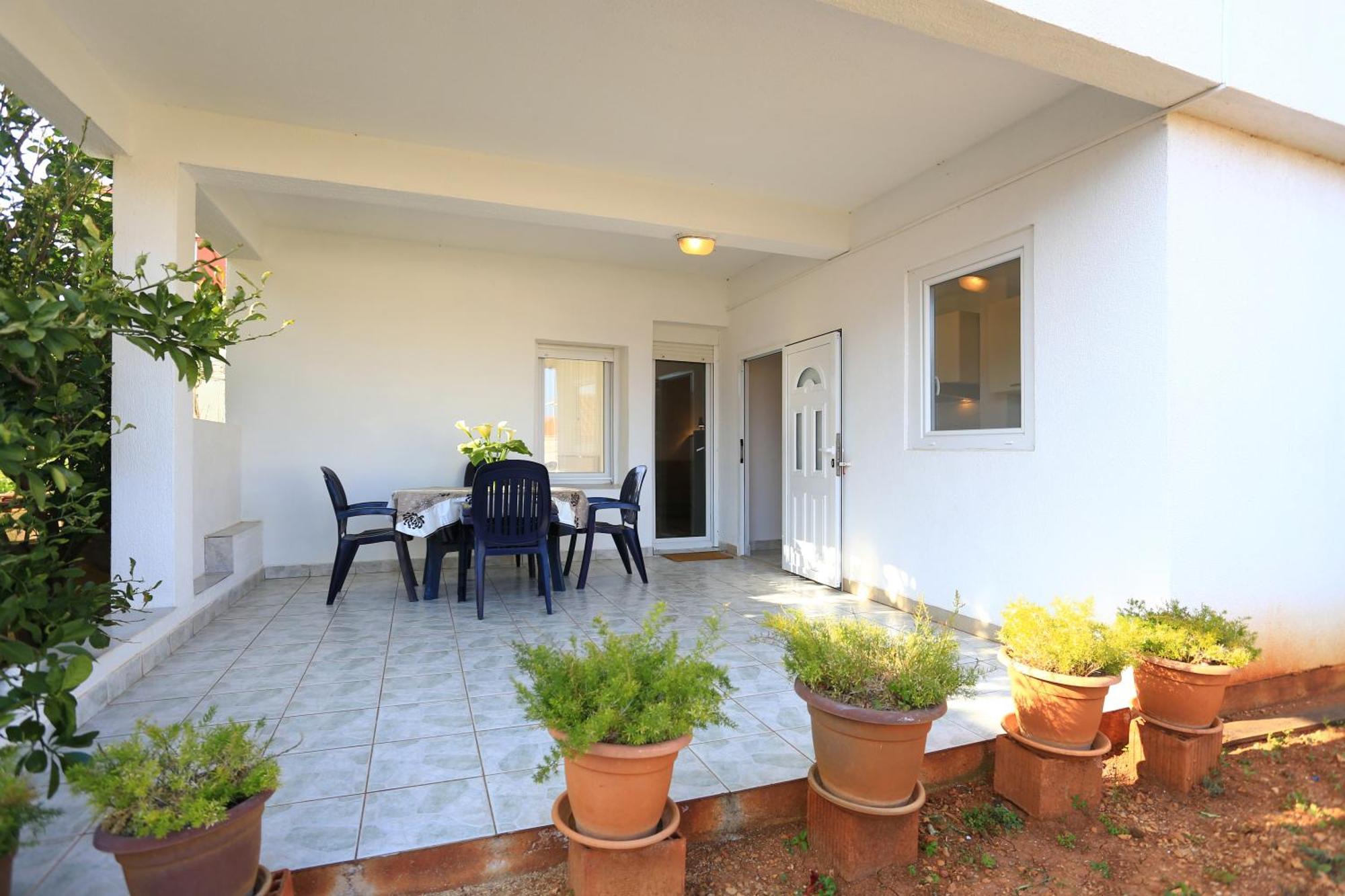 Apartments Olga Božava Екстериор снимка