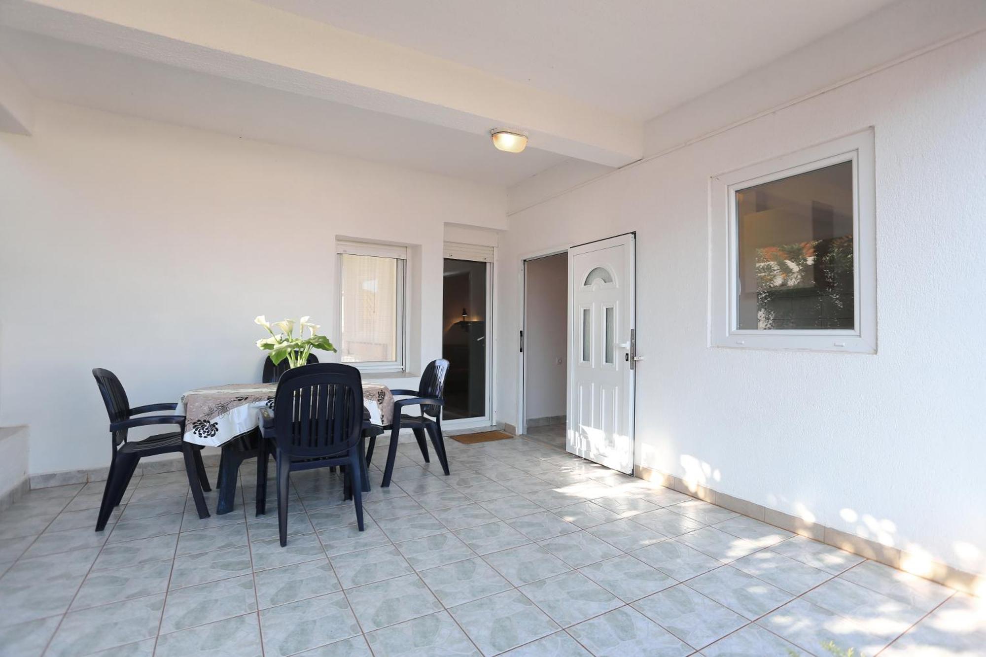 Apartments Olga Božava Екстериор снимка