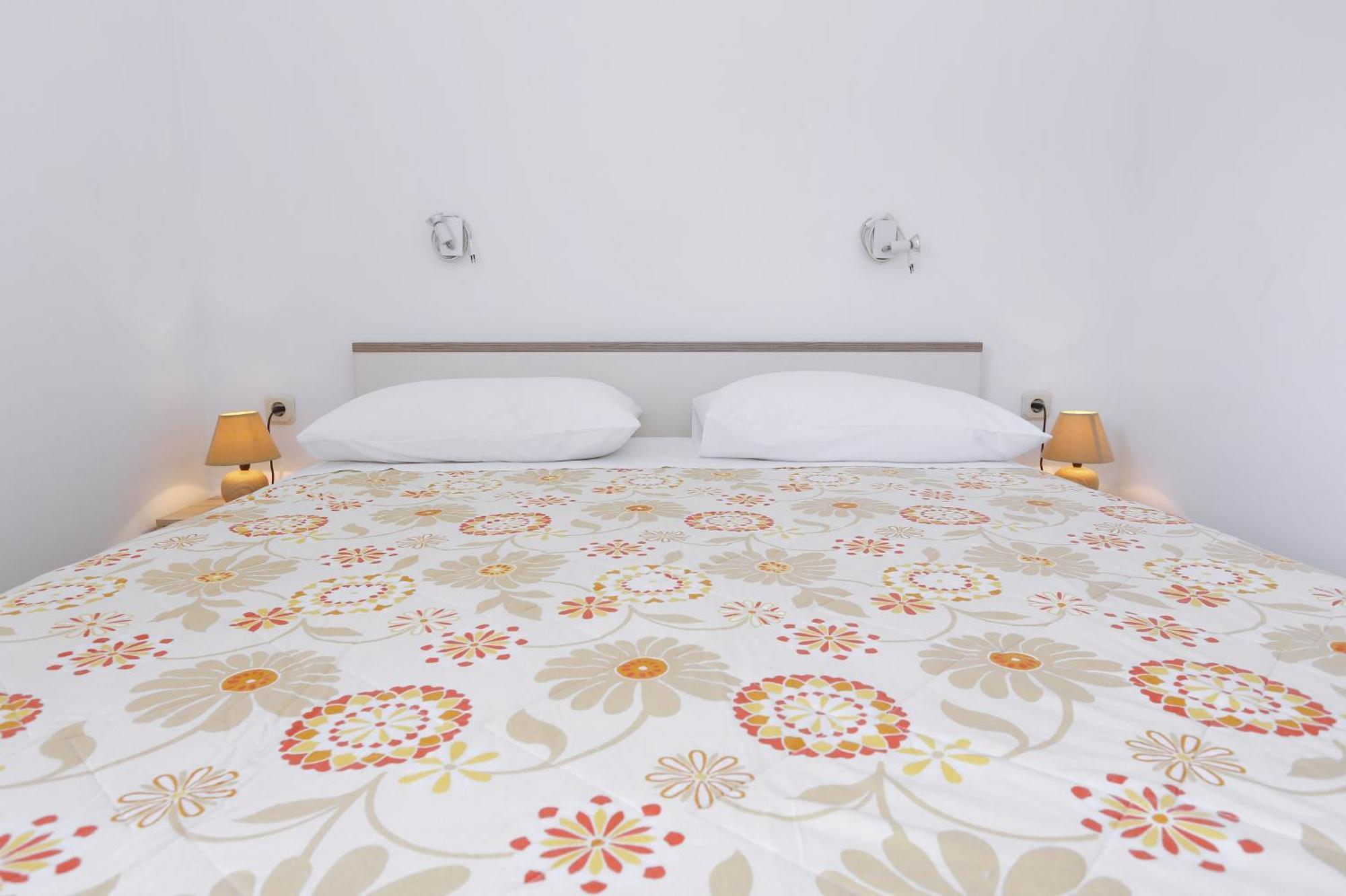 Apartments Olga Božava Екстериор снимка